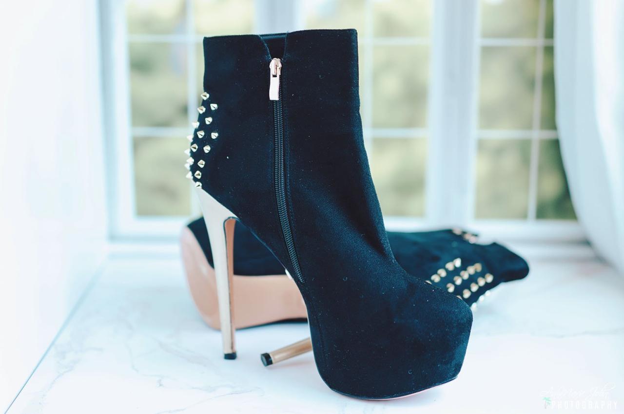 How To Choose The Right Shoes For Different Outfit Styles